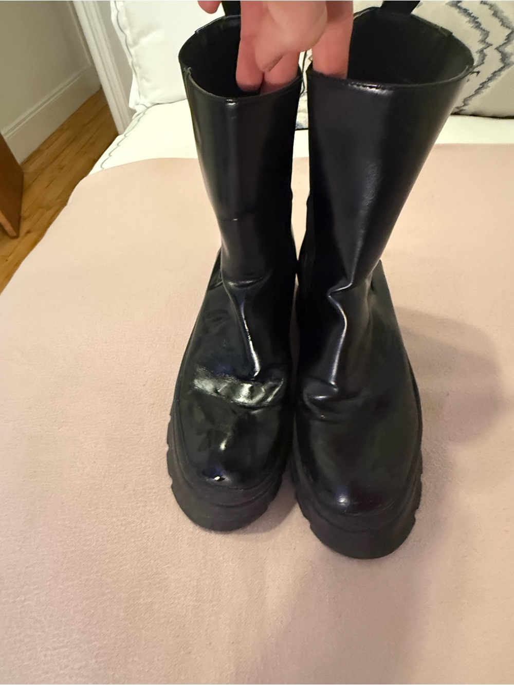 Zara Black Chunky Platform Chelsea Boots - Picture 2 of 10